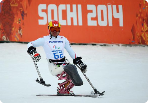 Un athlète handi-ski