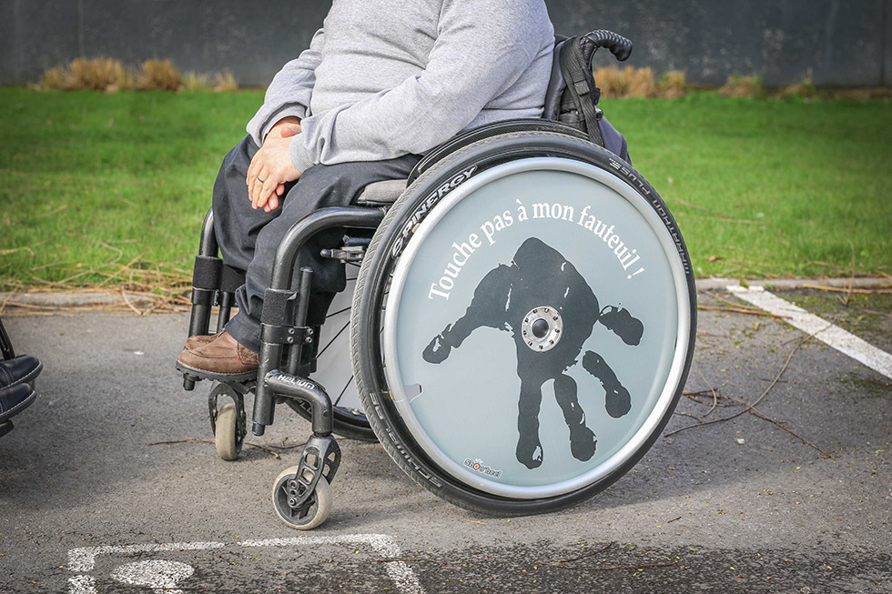 Découvrez Les Flasques Pour Fauteuil Roulant