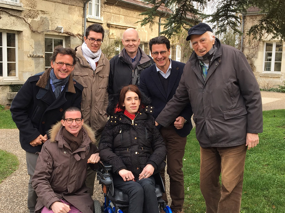 Jean Vanier et l'équipe Handynamic en 2016