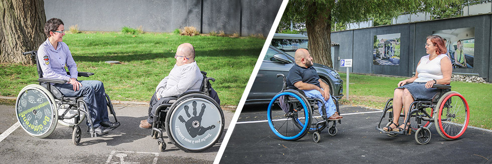 Des accessoires de personnalisation pour fauteuil roulant