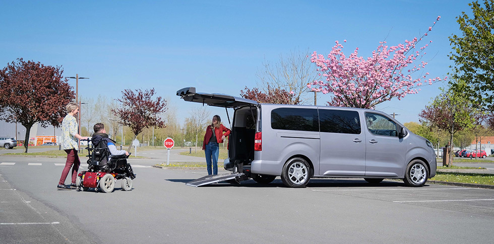 Présentation Et Test Du Citroën ë-SpaceTourer Accessible En Fauteuil Roulant