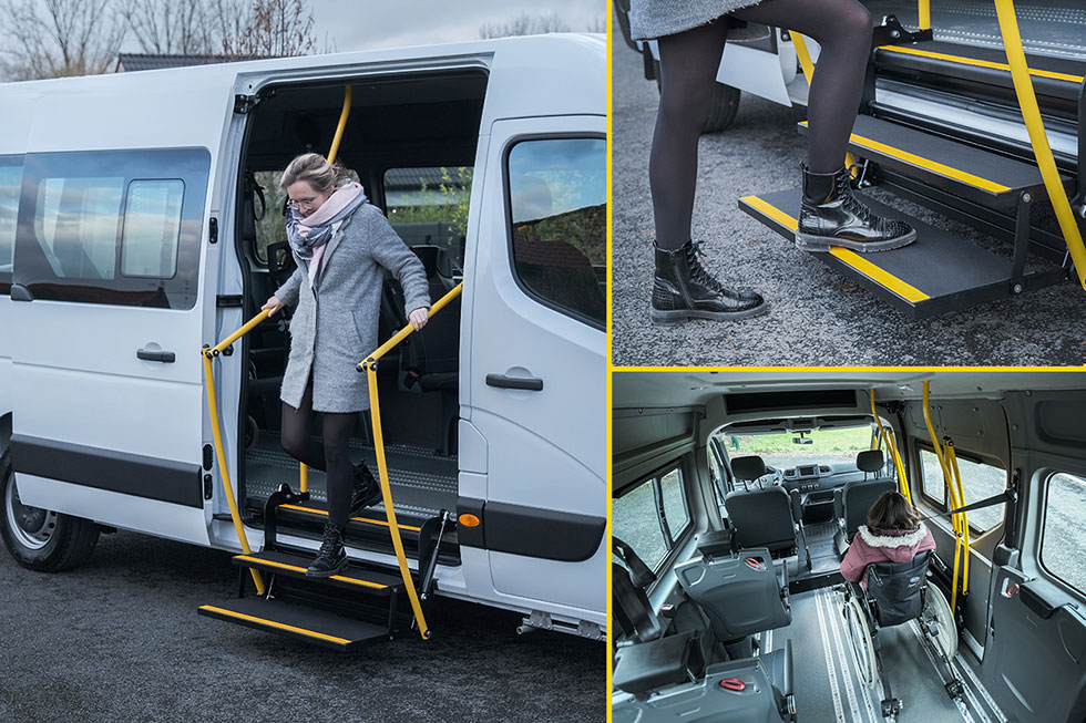 Marchepieds latéraux électriques pour porte de caravane