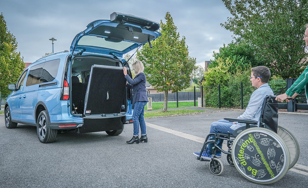 Bien choisir sa voiture accessible en fauteuil roulant
