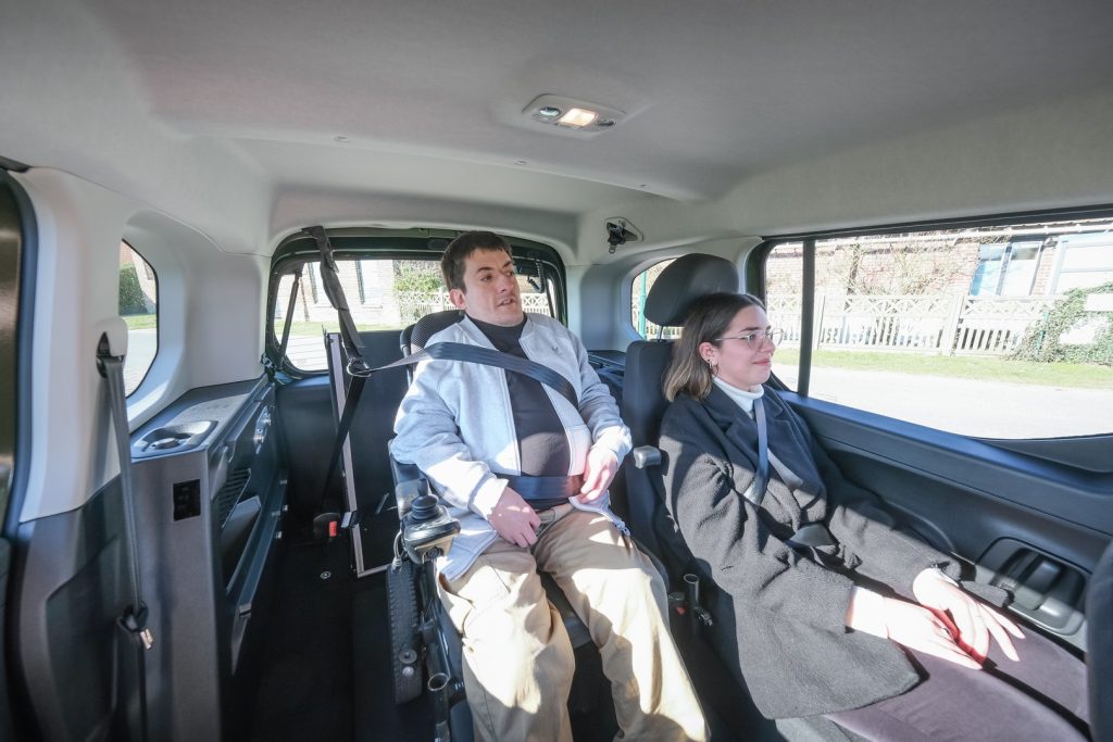 peugeot_rifter_xtra_happyaccess_handicap (68)